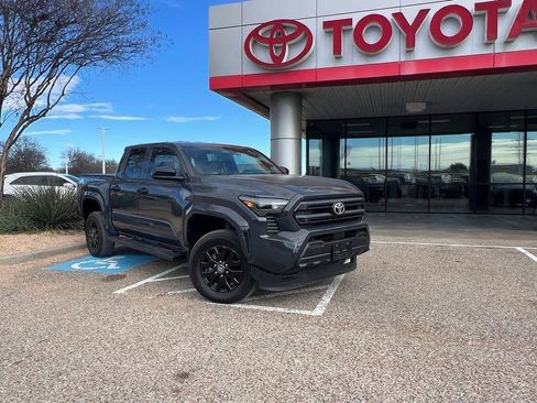 Used 2024 Toyota Tacoma SR image 24