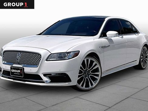 Used 2018 Lincoln Continental Reserve FWD image 1
