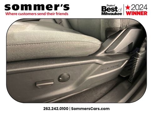 Used 2023 Ford F150 Lightning XLT image 10