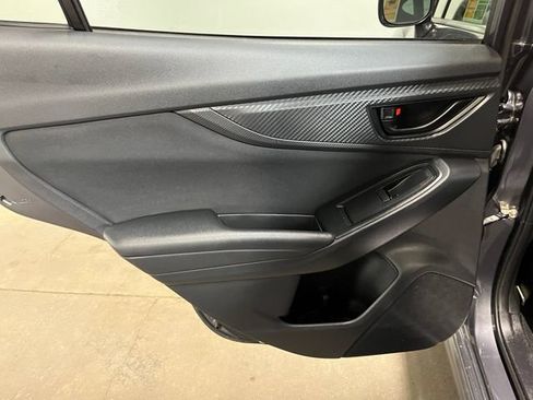 Used 2023 Subaru Crosstrek 2.0i AWD/4WD image 16