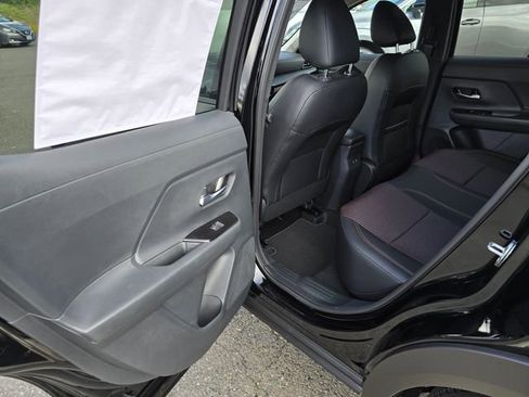 New 2026 Nissan Kicks SR FWD image 12