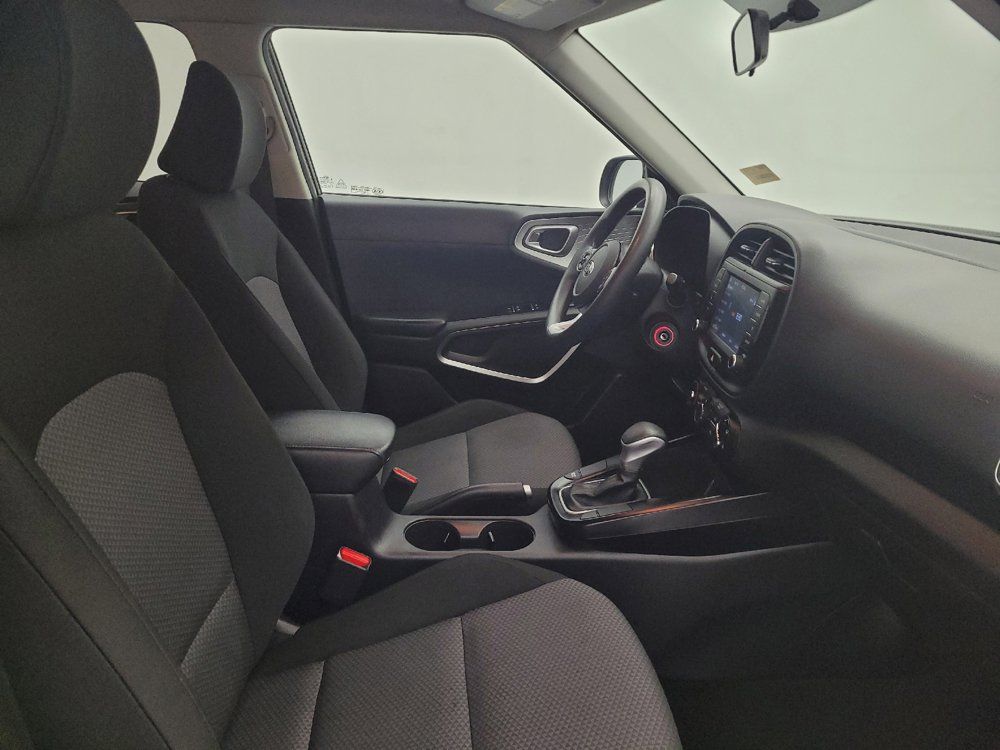 Used 2020 Kia Soul LX FWD image 21