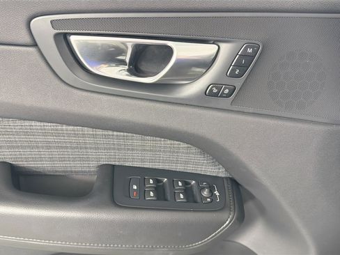 Certified 2023 Volvo XC60 B5 Core w/ Protection Package Premier image 18