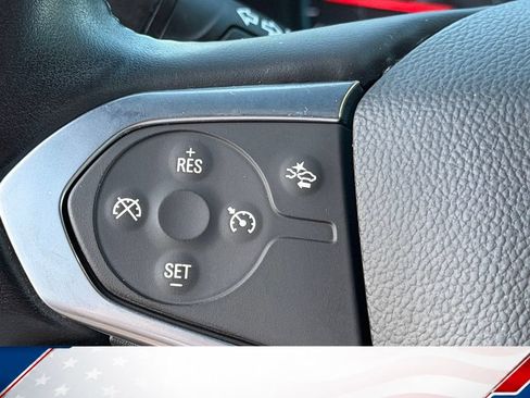 Used 2023 Chevrolet Traverse LT FWD image 16