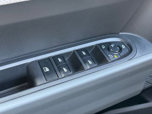 New 2026 MINI Cooper 4-Door Hardtop image 20