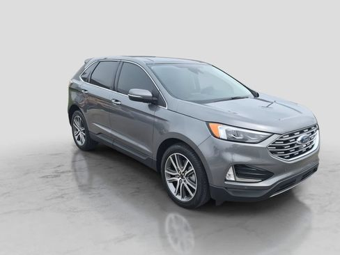 Used 2024 Ford Edge Titanium w/ Equipment Group 301A AWD/4WD image 2