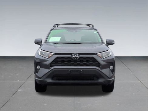 Used 2019 Toyota RAV4 XLE Premium w/ Cold Weather Package image 9