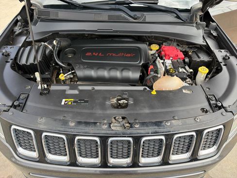 Used 2021 Jeep Compass Limited AWD/4WD image 33
