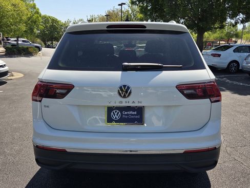 Used 2023 Volkswagen Tiguan SE image 6