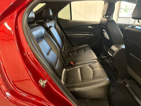 Used 2022 Chevrolet Equinox Premier FWD image 28