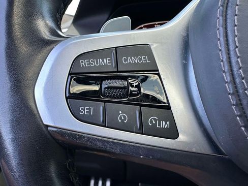 Used 2021 BMW X7 xDrive40i w/ M Sport Package AWD/4WD image 44