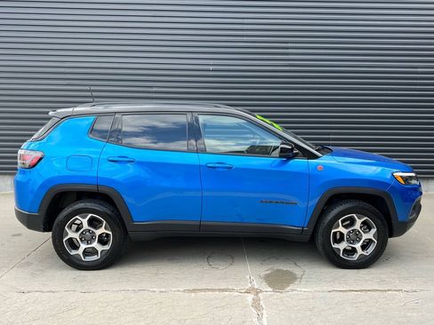 Used 2022 Jeep Compass Trailhawk w/ Trailhawk Elite Group AWD/4WD image 10
