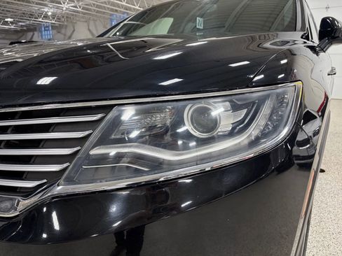 Used 2017 Lincoln MKX Premiere image 5