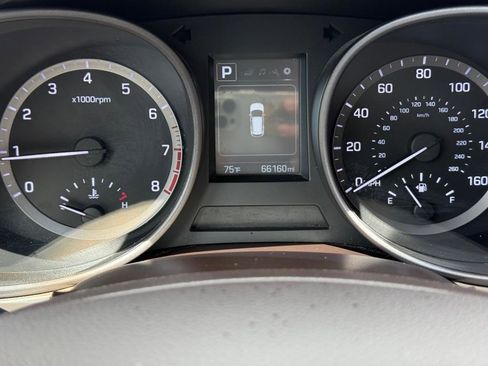 Used 2017 Hyundai Santa Fe Sport image 28