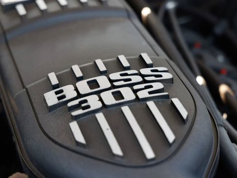 Used 2014 Ford Mustang GT image 50