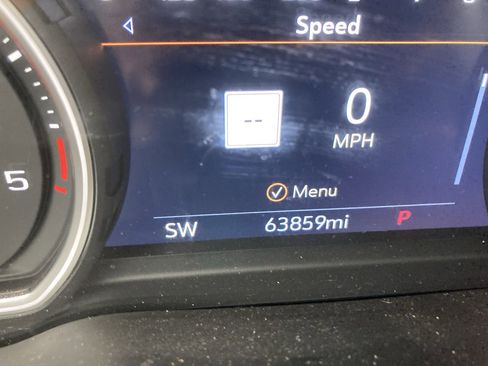 Used 2022 Chevrolet Silverado 3500 High Country w/ Snow Plow Prep/Camper Package image 16