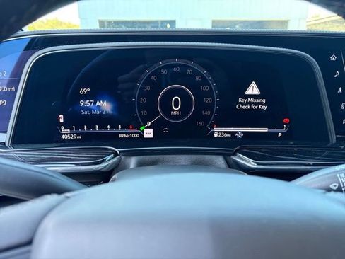 Used 2023 Cadillac Escalade Sport image 9