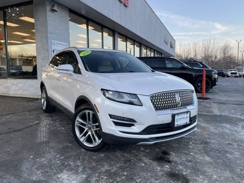 Used 2019 Lincoln MKC Reserve image 3