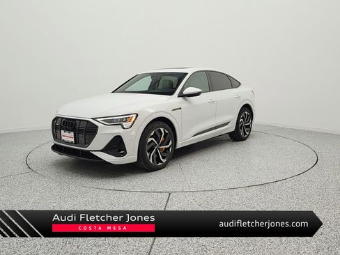 Used 2023 Audi e-tron Premium Plus w/ Premium Plus Package AWD/4WD image 1