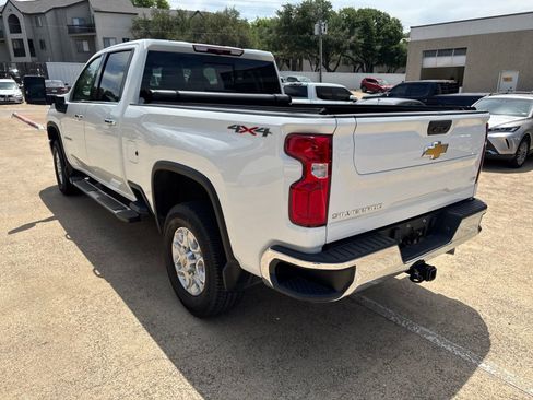 Used 2022 Chevrolet Silverado 3500 LTZ w/ LTZ Convenience Package AWD/4WD image 5