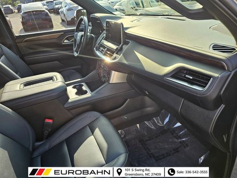 Used 2022 Chevrolet Tahoe Z71 w/ Z71 Off-Road Package AWD/4WD image 33