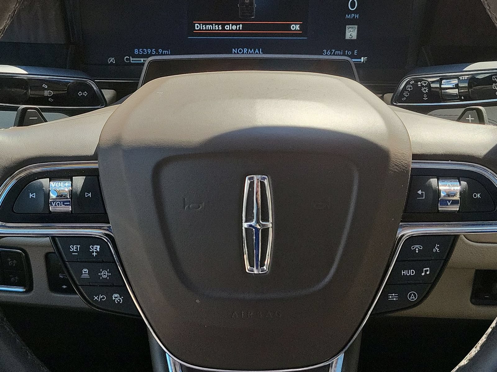 Used 2022 Lincoln Navigator Reserve AWD/4WD image 11
