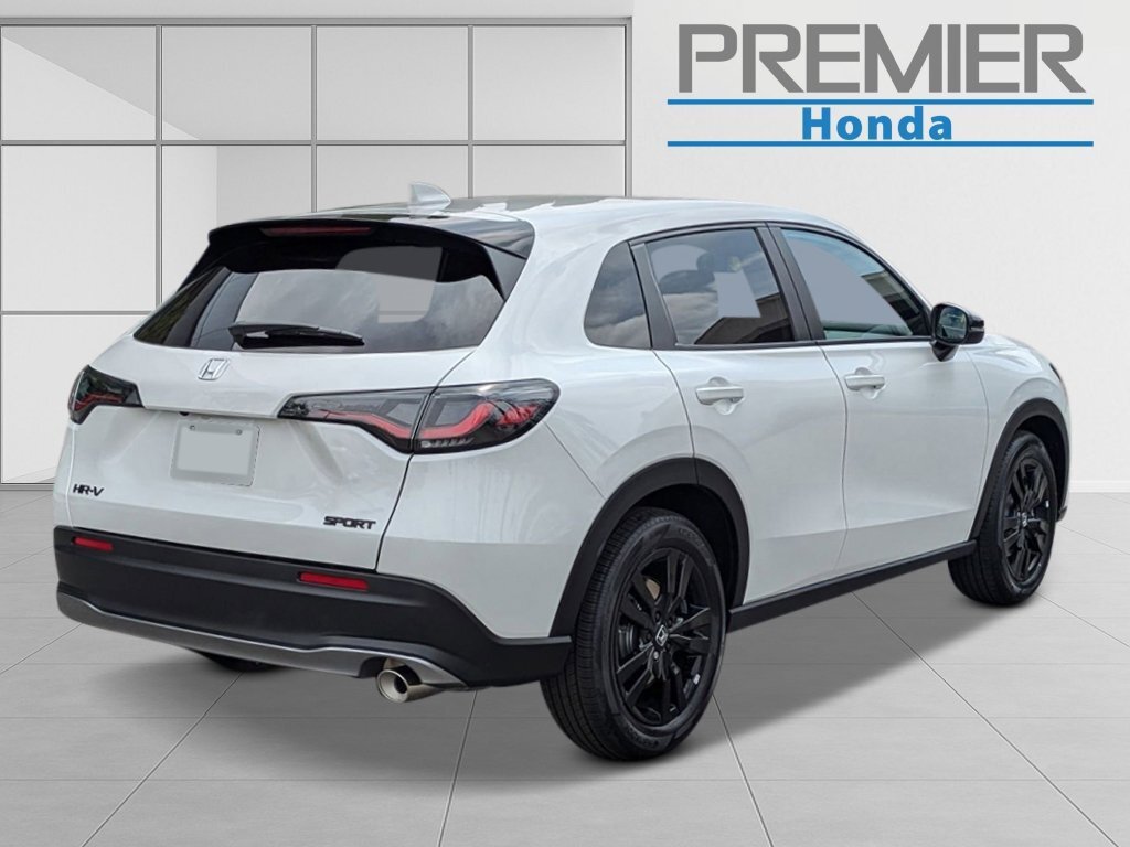 New 2027 Honda HR-V Sport image 4
