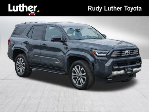 Used 2025 Toyota 4Runner Limited image 1