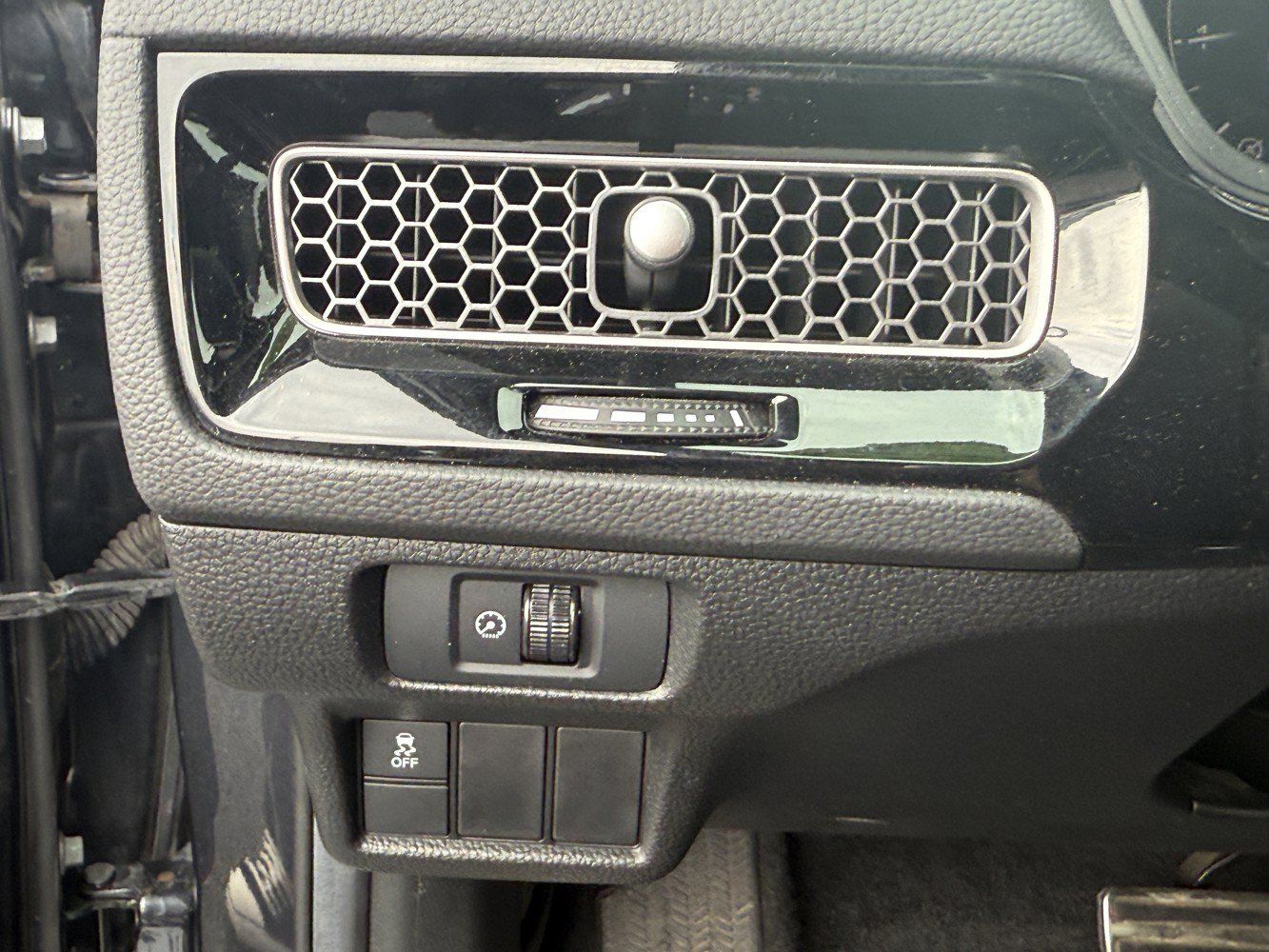 Certified 2025 Honda Civic Sport image 18