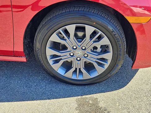 Certified 2025 Honda Odyssey Touring image 28