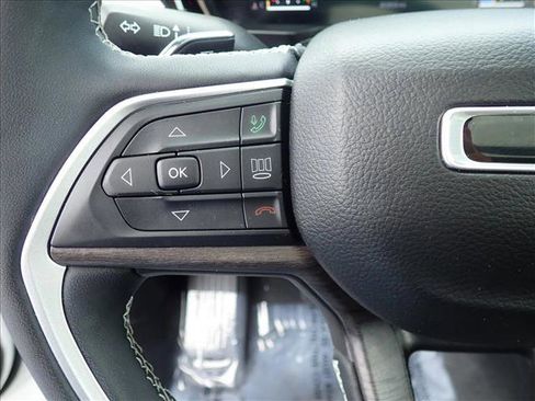 Used 2022 Jeep Grand Cherokee Limited 4xe AWD/4WD image 17