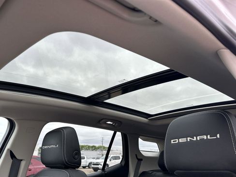 Certified 2023 GMC Terrain Denali w/ Denali Premium Package image 21