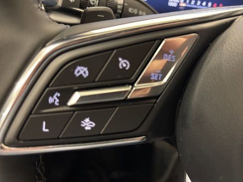 Used 2025 Buick Enclave Sport Touring FWD image 29