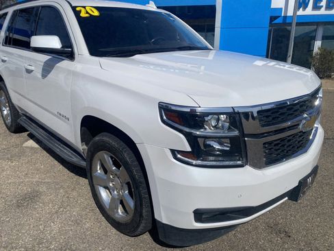 Used 2020 Chevrolet Tahoe LT w/ Luxury Package RWD image 2