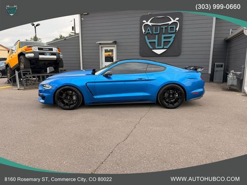 Used 2019 Ford Mustang GT Premium w/ Equipment Group 401A RWD image 6
