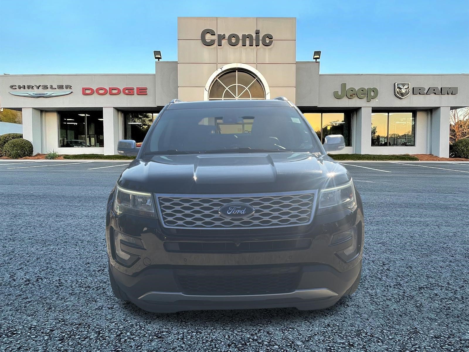 Used 2016 Ford Explorer Platinum AWD/4WD image 10