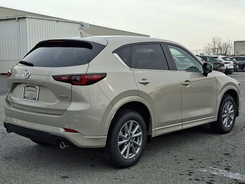 New 2025 MAZDA CX-5 AWD 2.5 S w/ Select Package image 6
