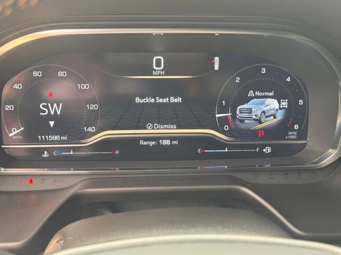 Used 2024 GMC Yukon XL AT4 w/ AT4 Premium Plus Package AWD/4WD image 25