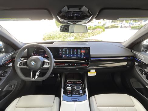 New 2026 BMW 530i w/ M Sport Package image 12