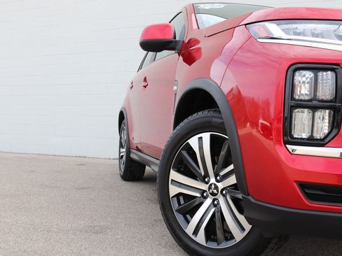 Used 2020 Mitsubishi Outlander Sport ES image 33