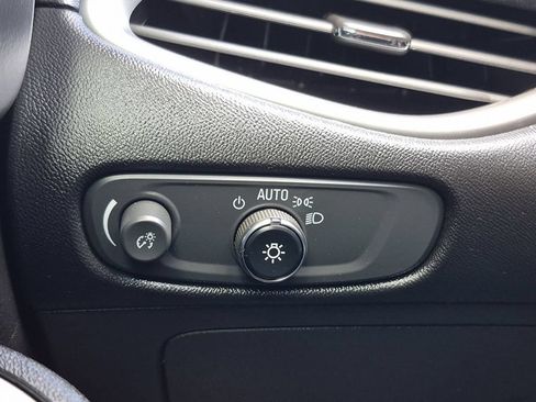 Certified 2022 Chevrolet Malibu LT FWD image 28