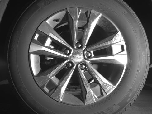 Used 2025 Chevrolet Equinox LT image 14