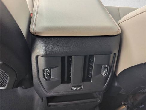 Used 2025 BMW X3 xDrive30i w/ Convenience Package AWD/4WD image 17
