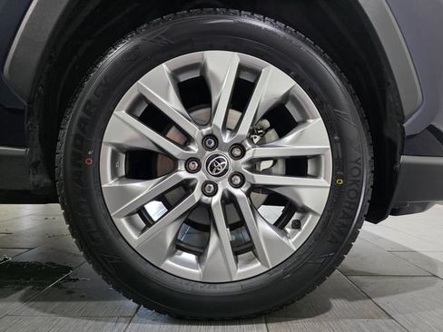Used 2023 Toyota RAV4 XLE Premium AWD/4WD image 25