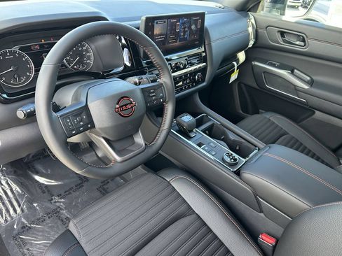 New 2026 Nissan Pathfinder Rock Creek w/ Rock Creek Premium Package AWD/4WD image 36