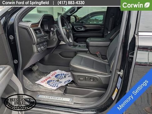 Used 2024 Chevrolet Tahoe Premier w/ Premium Package AWD/4WD image 11