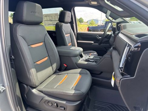 New 2026 GMC Sierra 2500 AT4 w/ AT4 Premium Plus Package AWD/4WD image 12