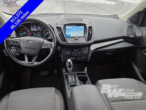 Used 2019 Ford Escape SE image 12
