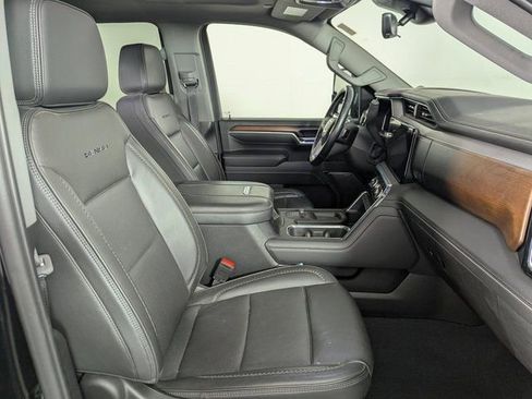 Used 2024 GMC Sierra 3500 Denali w/ Denali Reserve Package image 22