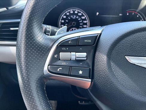 Used 2023 Genesis G70 2.0T w/ Sport Prestige Package RWD image 22